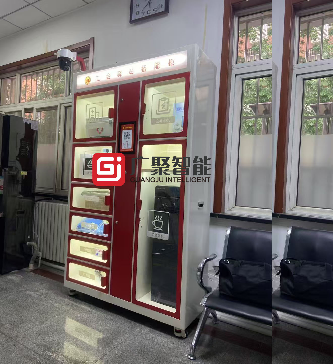 塘沽街道“工会驿站智能柜”成户外劳动者“暖心之家”